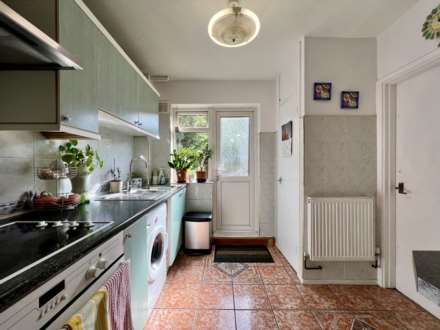 Princes Terrace, Plaistow, E13 9AJ, Image 4