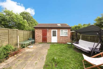 Hollidge Way, Dagenham, RM10, Image 17