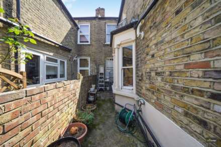 Olive Road, Plaistow, E13 9PZ, Image 17