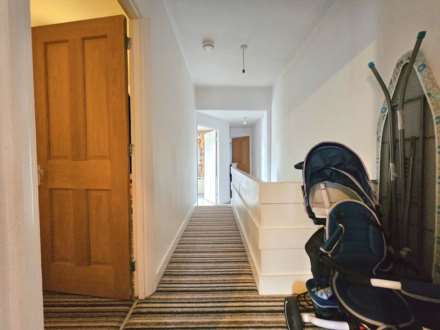 Fourth Avenue, London, E12 6DR, Image 6