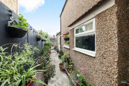 Kings Road, Upton Park, E6 1DY, Image 14