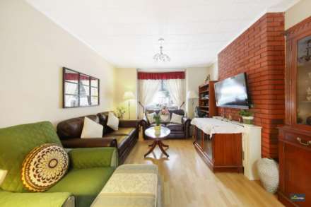 Kings Road, Upton Park, E6 1DY, Image 2