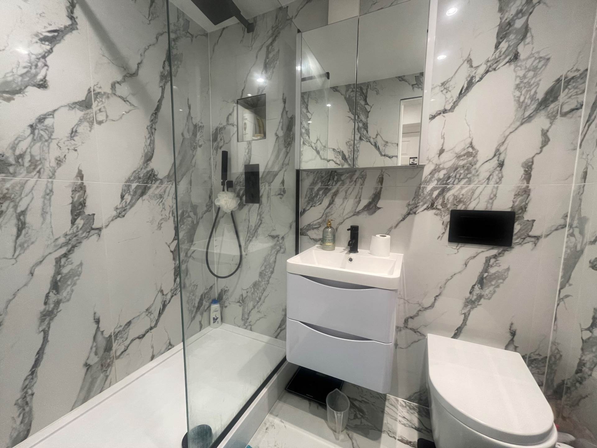 Mandeville Court, Chingford, E4, Image 3