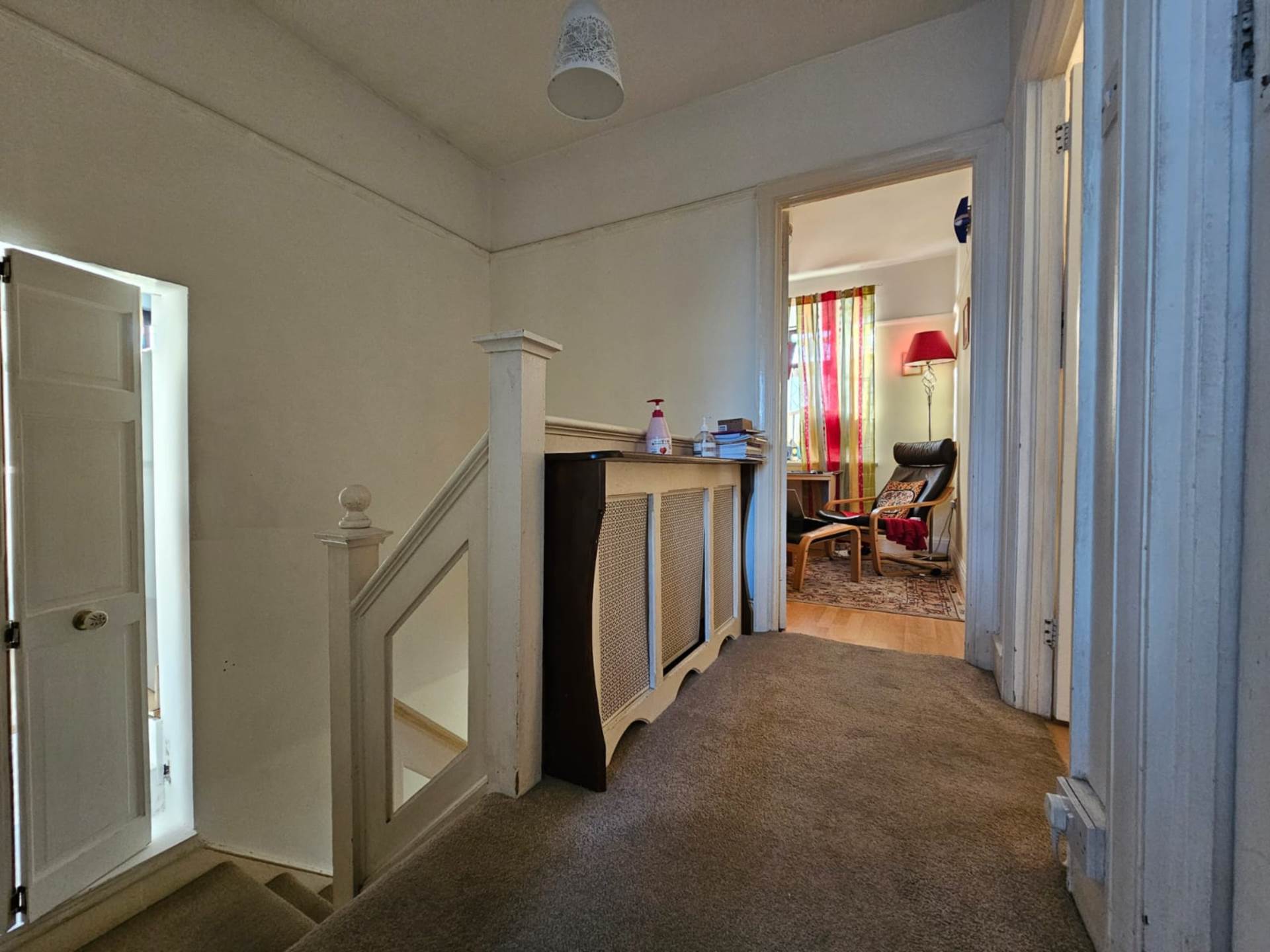 Worcester Gardens, Ilford, IG1 3NP, Image 10
