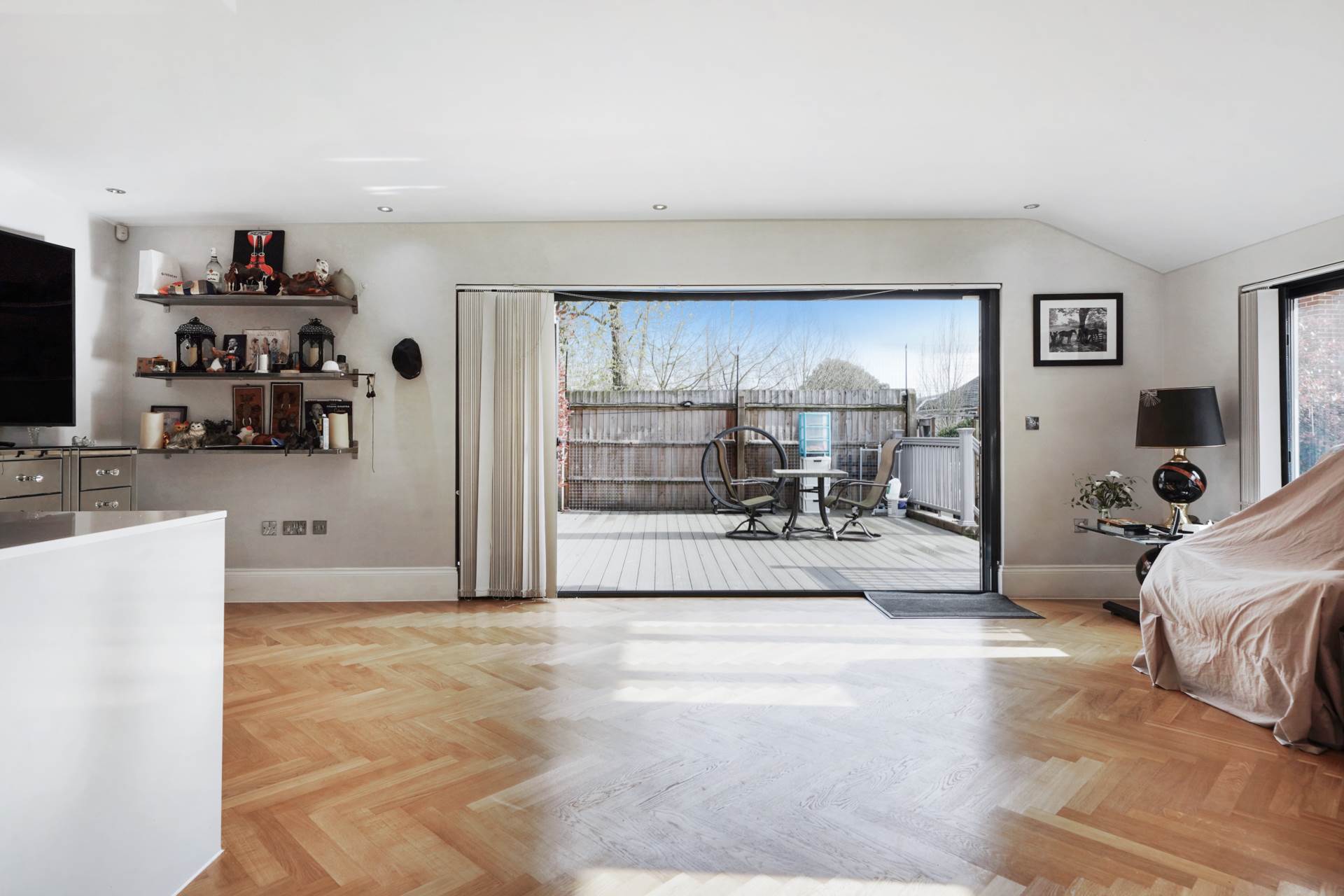 Lingmere Close, Chigwell Row, IG7, Image 2