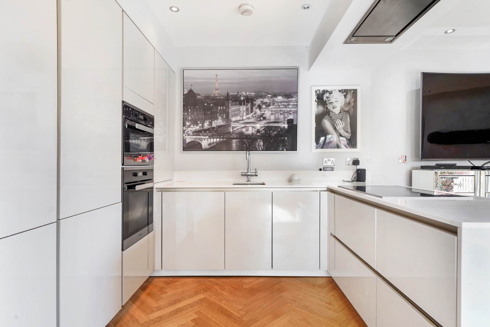 Lingmere Close, Chigwell Row, IG7, Image 6