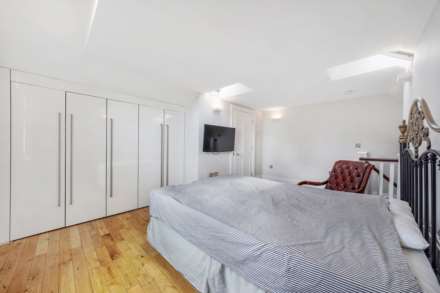 Lingmere Close, Chigwell Row, IG7, Image 12