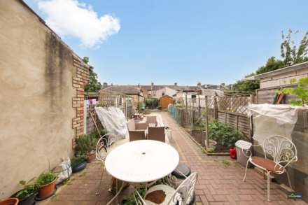 Harcourt Avenue, Manor Park, E12 6DG, Image 6