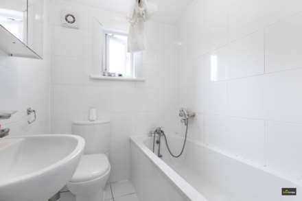 Harcourt Avenue, Manor Park, E12 6DG, Image 9