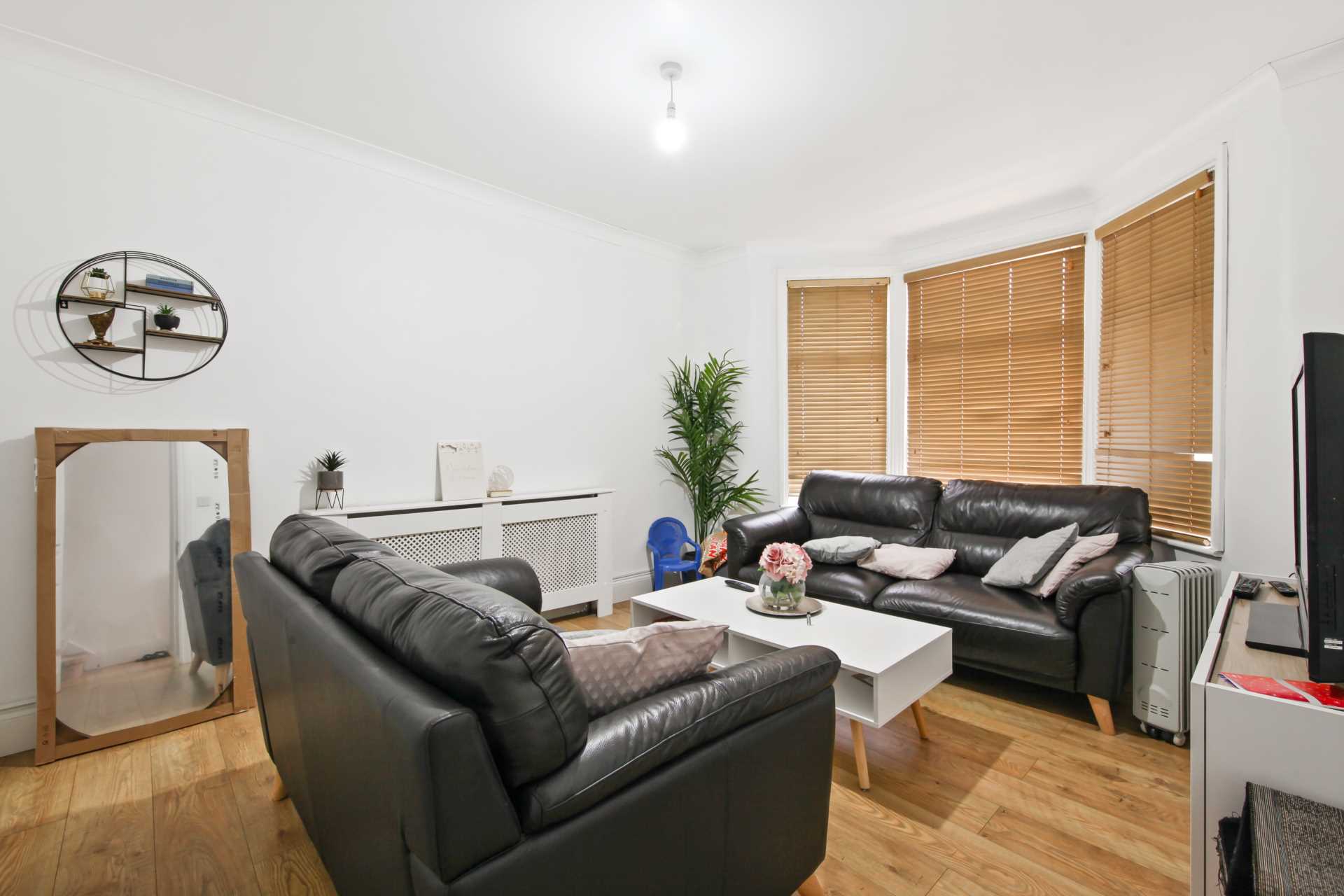 Whyteville Road, Forest Gate, E7, Image 4