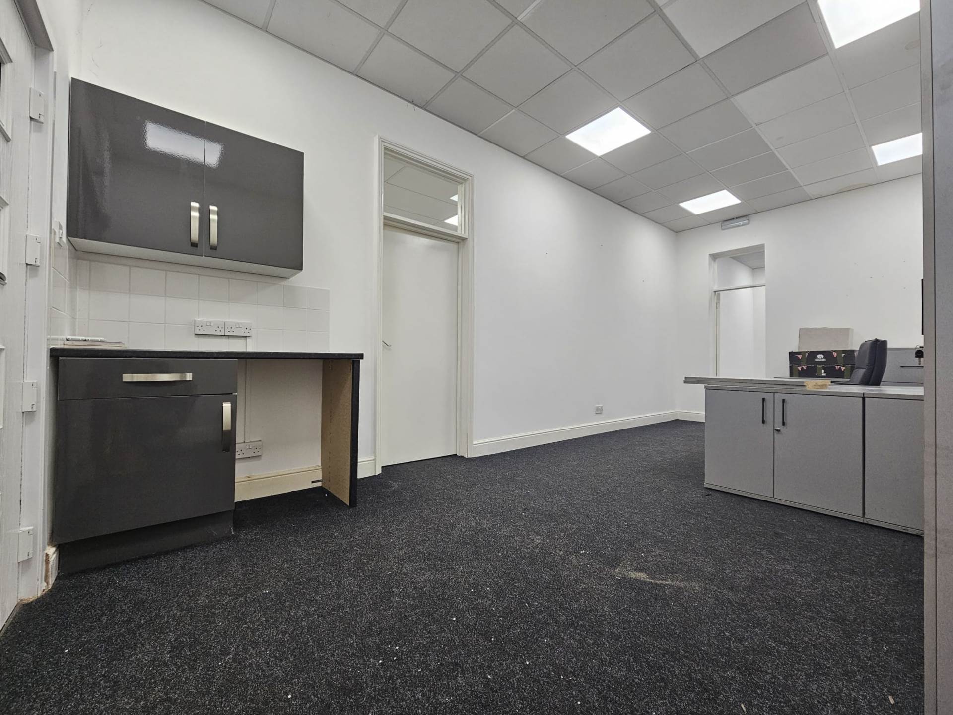 Fowler Rd, Hainault, IG6 3UJ, Image 4