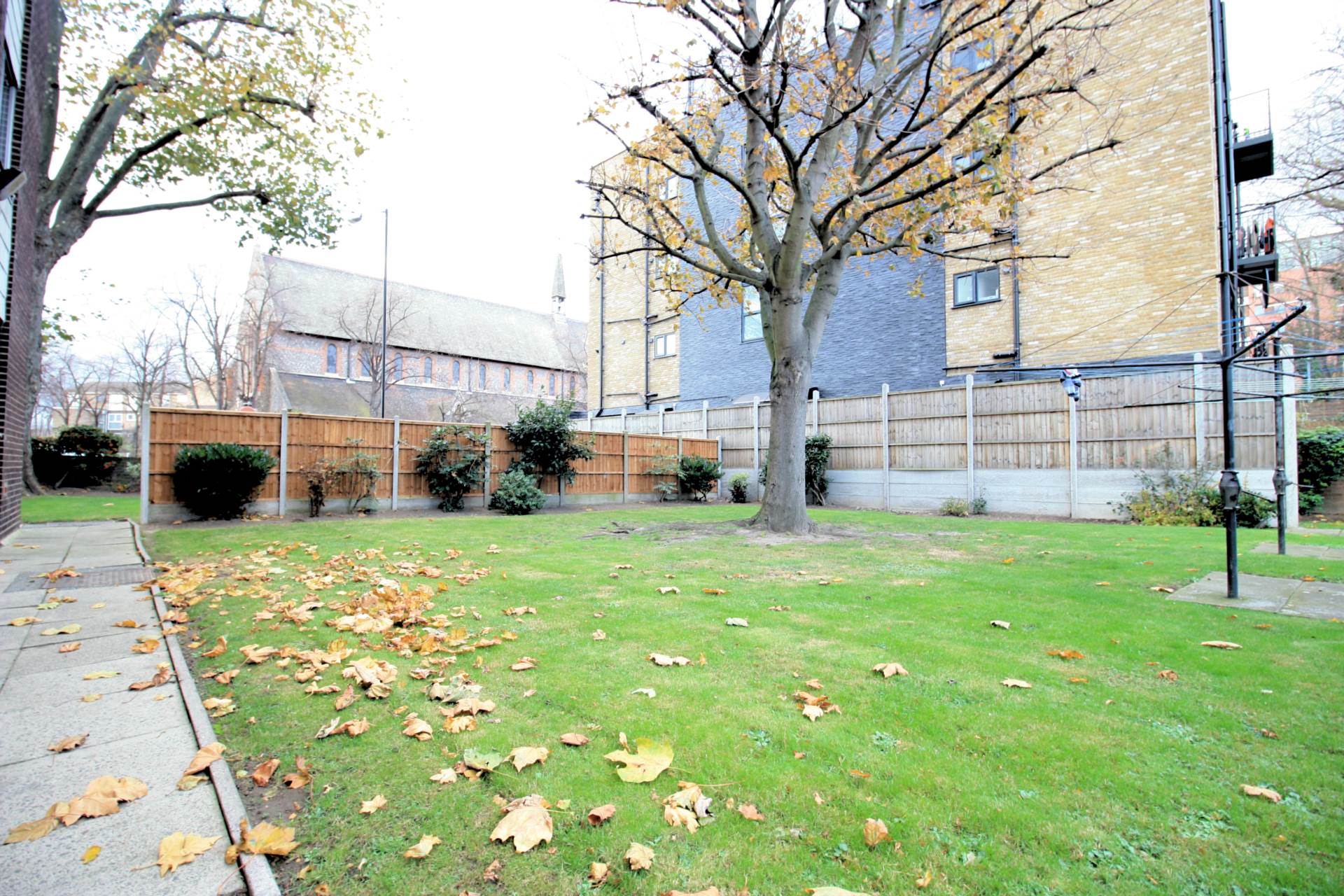 Tenbury Close, Forest Gate, E7, Image 9
