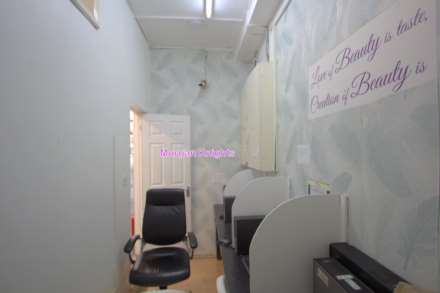 Barking Road, Plaistow, E13, Image 5