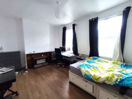 Fifth Avenue, Manor Park, E12 6DA, Image 2