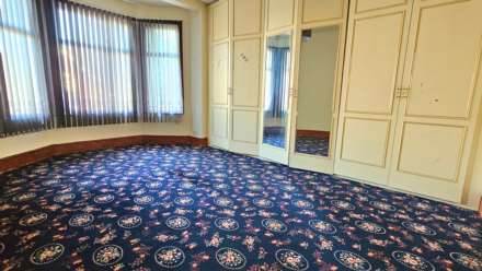 Leamington Garden, Seven Kings, IG3, Image 21
