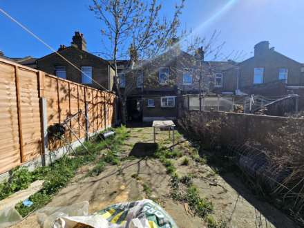 Henley Road, Ilford, IG1, Image 10