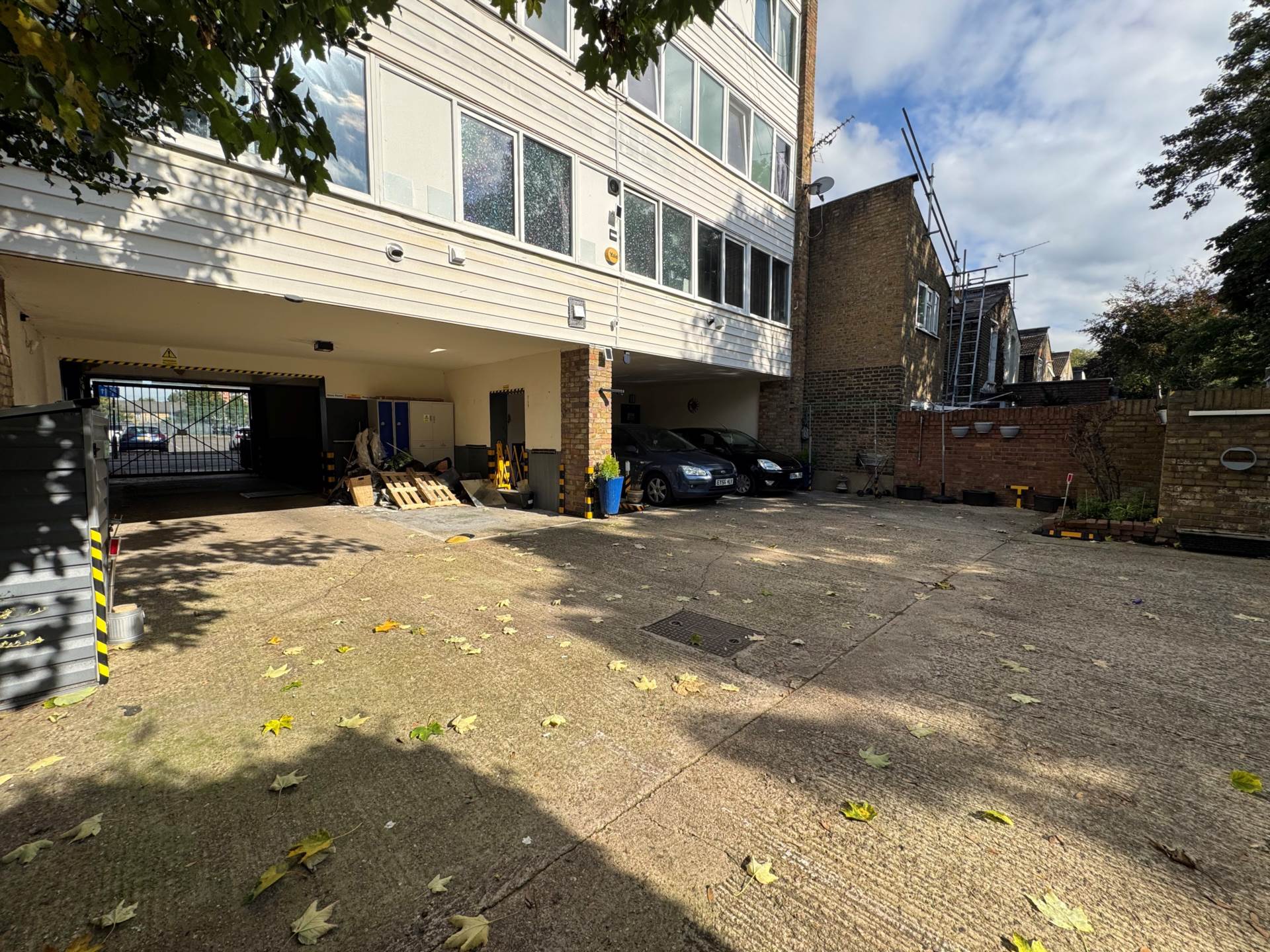 Deanery Road, Stratford, E15, Image 10