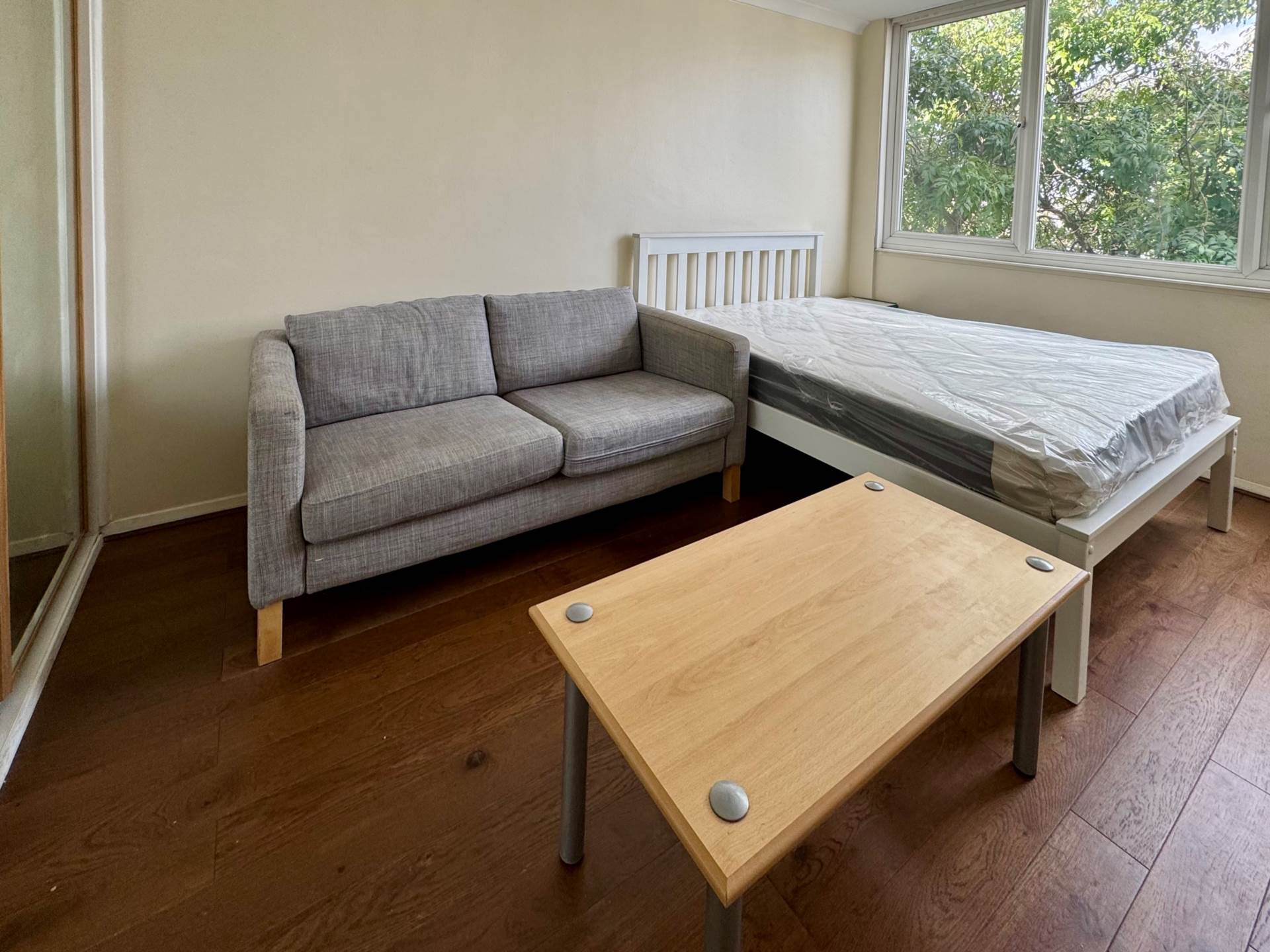 Deanery Road, Stratford, E15, Image 6
