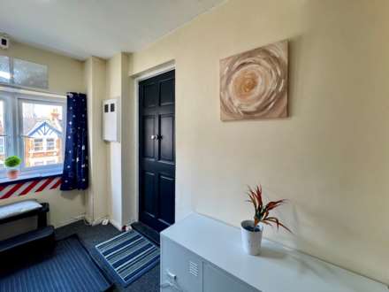 Deanery Road, Stratford, E15, Image 4