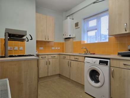 Burnside Road, Barking & Dagenham, RM8 1XD, Image 3