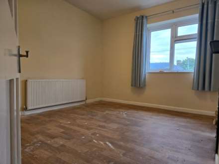 Burnside Road, Barking & Dagenham, RM8 1XD, Image 5