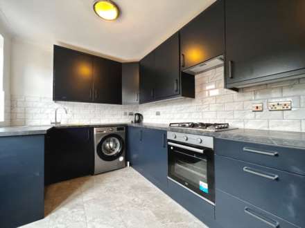 Goresbrook Road, Dagenham, RM9, Image 2