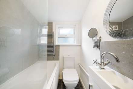 Grosvenor Road, London, E7, Image 12