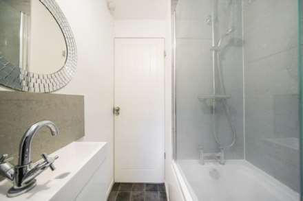 Grosvenor Road, London, E7, Image 13