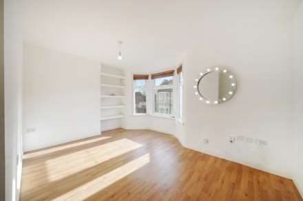 Grosvenor Road, London, E7, Image 4