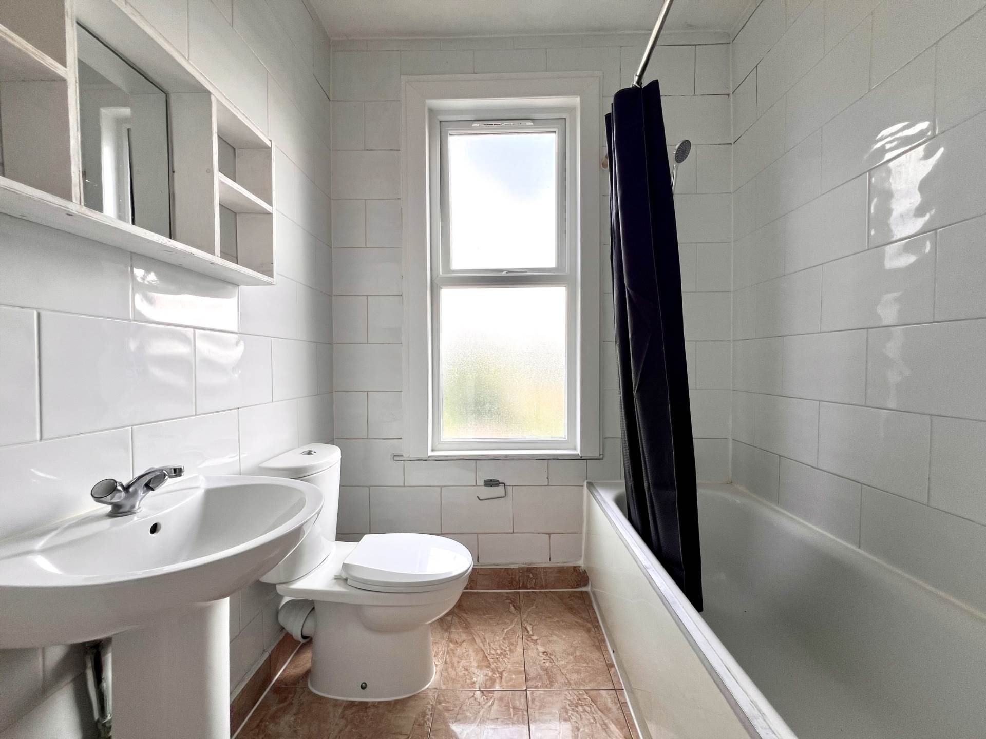 Shakespeare Crescent, London, E12 6LL, Image 12
