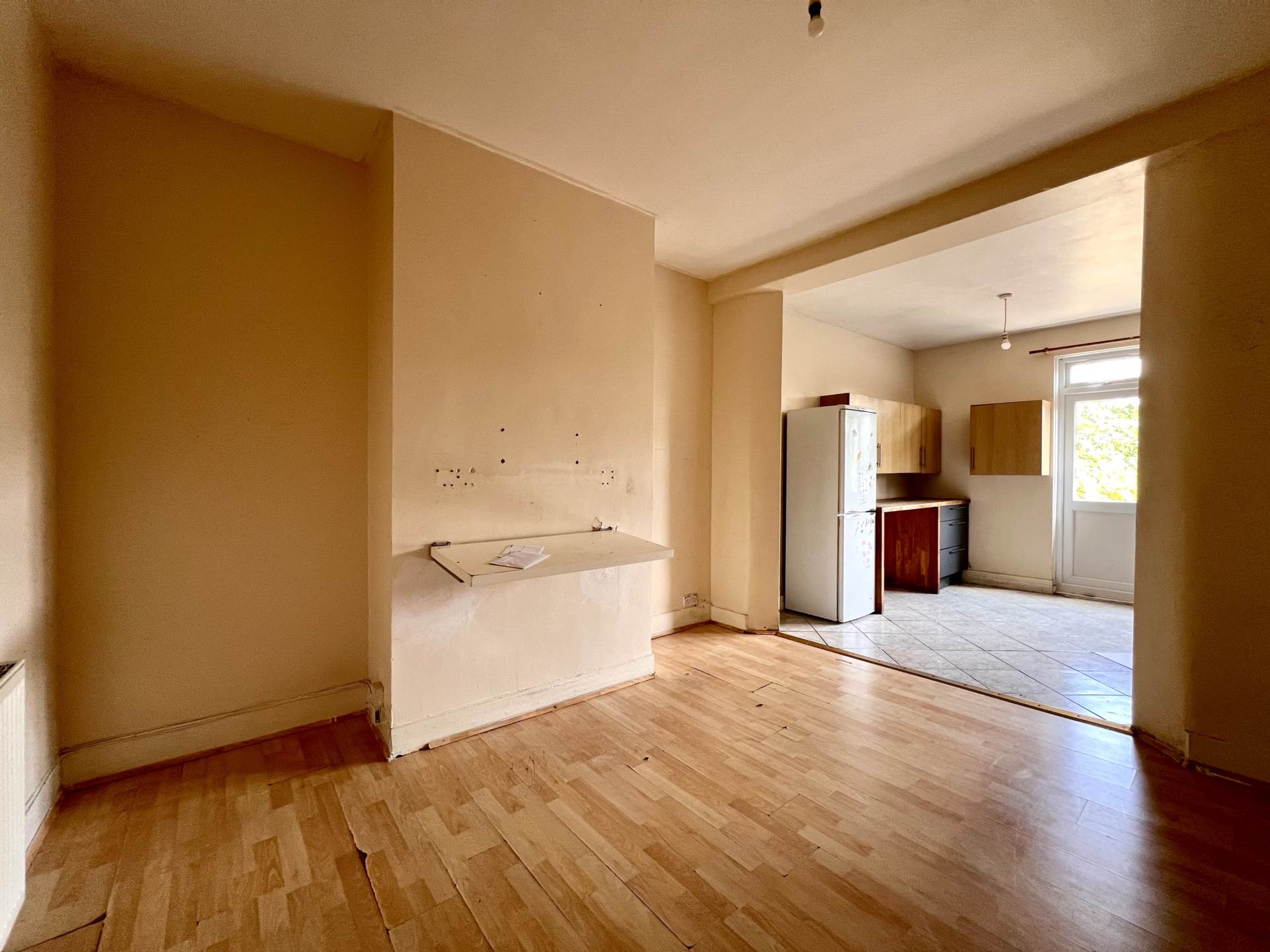 Shakespeare Crescent, London, E12 6LL, Image 3
