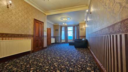 Leamington Garden, Seven Kings, IG3 9NA, Image 2