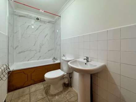 Goldsmith Road, London, Image 2