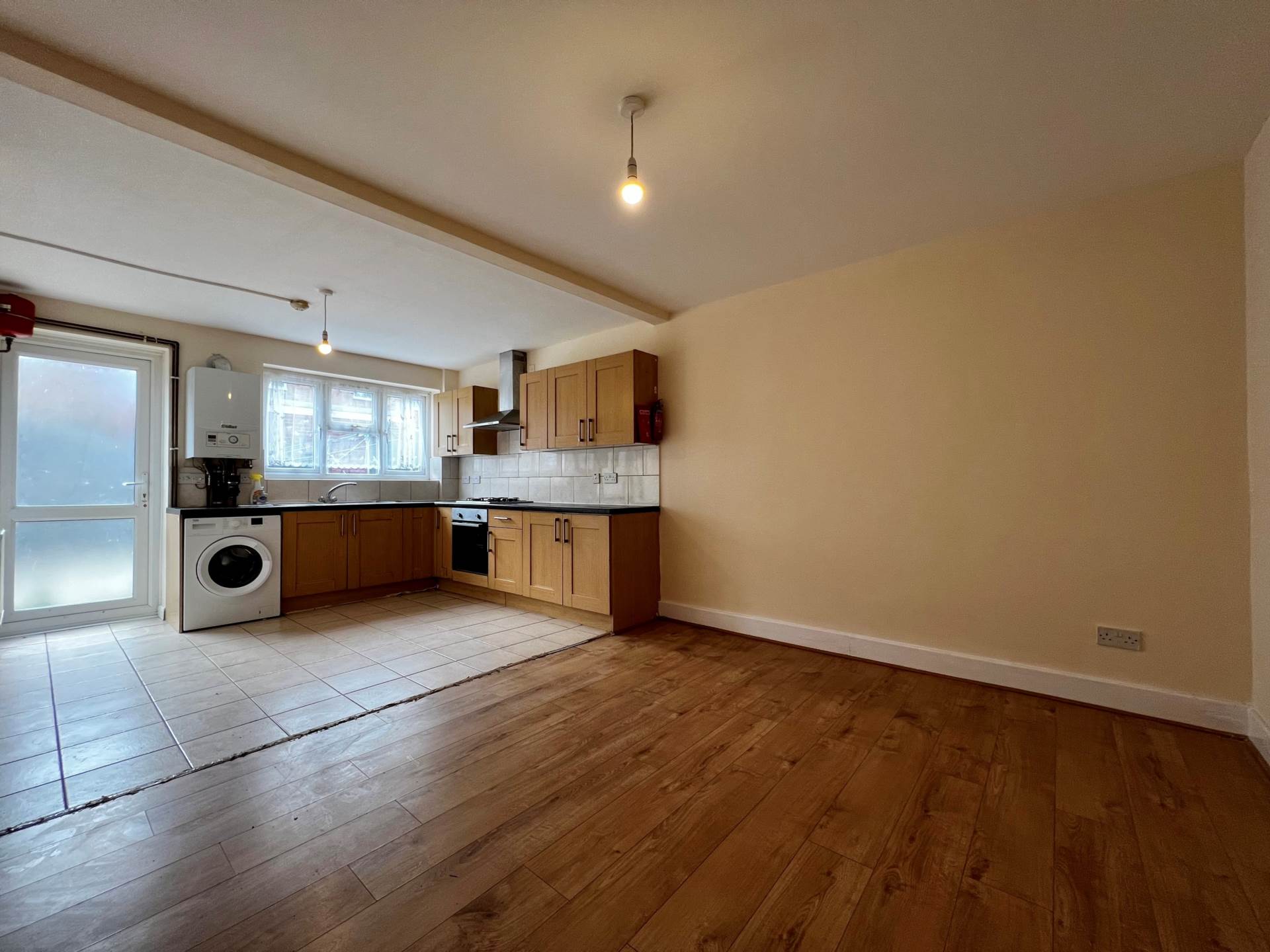 Chesterton Road, Plaistow, E13, Image 1