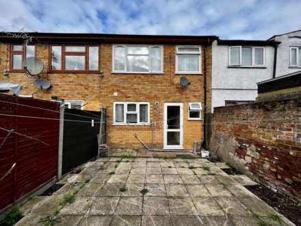 Chesterton Road, Plaistow, E13, Image 9