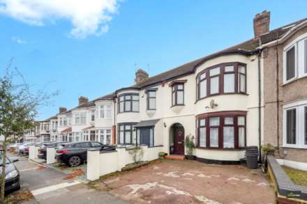 Grangeway Gardens, Redbridge, IG4, Image 1