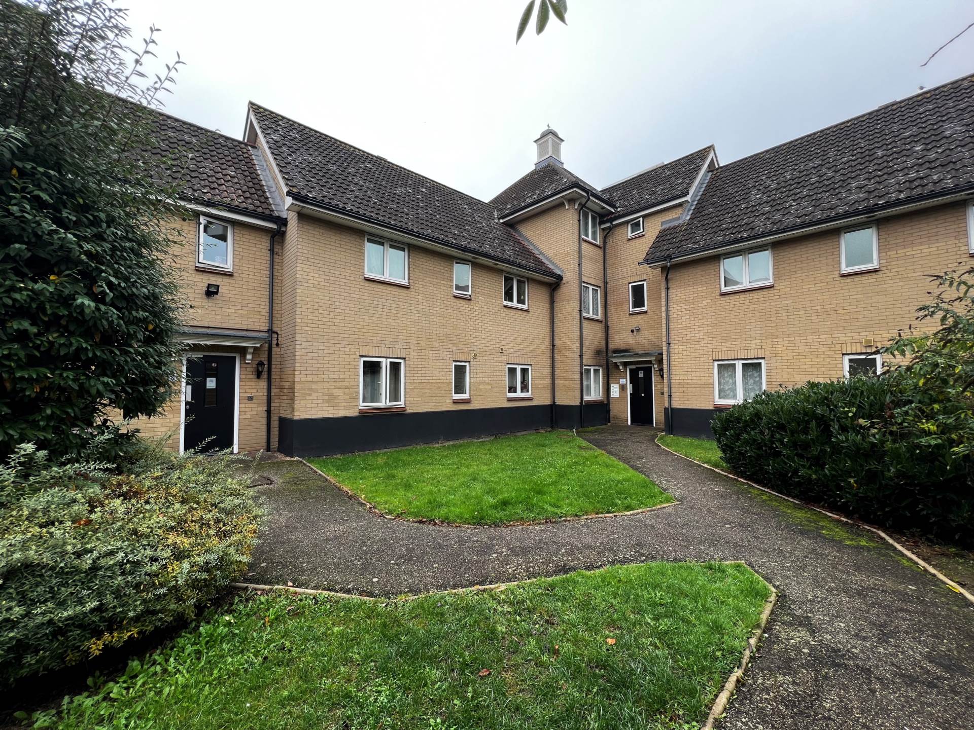 Royal Crescent, Ilford, IG2 7JZ, Image 9