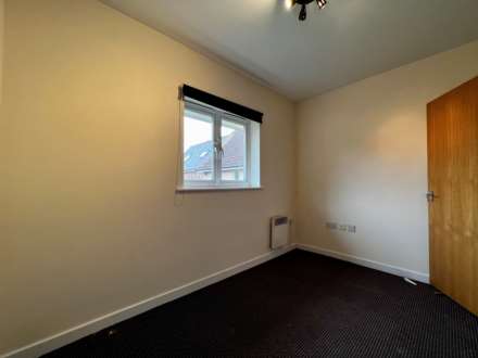 Royal Crescent, Ilford, IG2 7JZ, Image 5