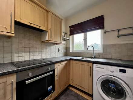 Royal Crescent, Ilford, IG2 7JZ, Image 7
