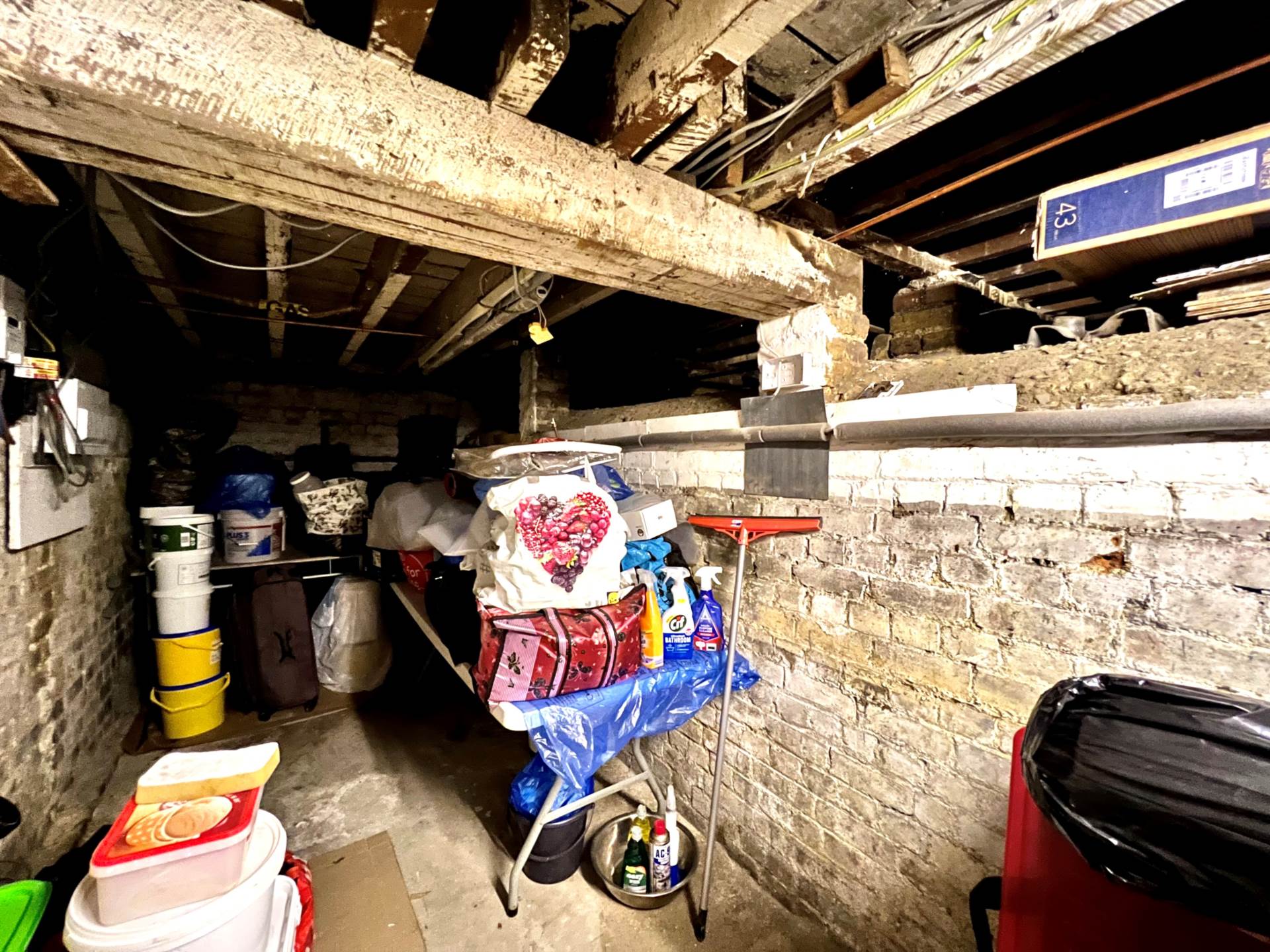 Barking Road, Plaistow, E13, Image 15