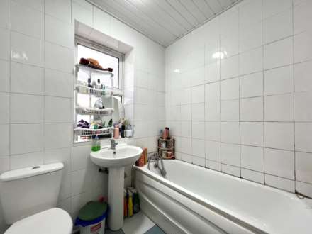 Barking Road, Plaistow, E13, Image 12