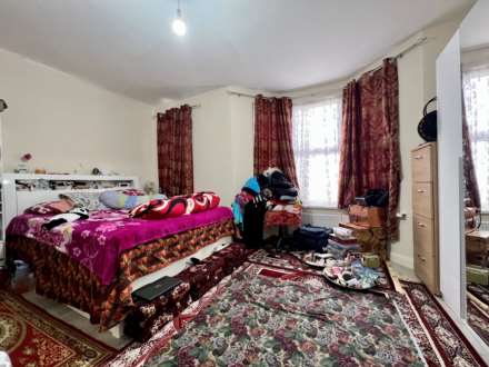 Barking Road, Plaistow, E13, Image 9