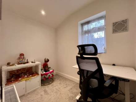 Credon Road, Plaistow, E13, Image 19