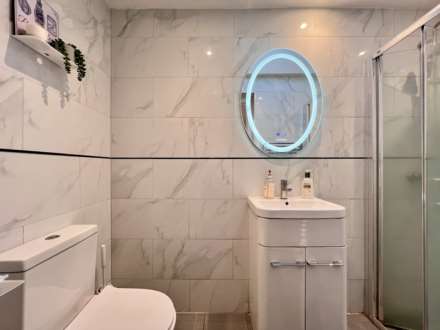 Credon Road, Plaistow, E13, Image 9