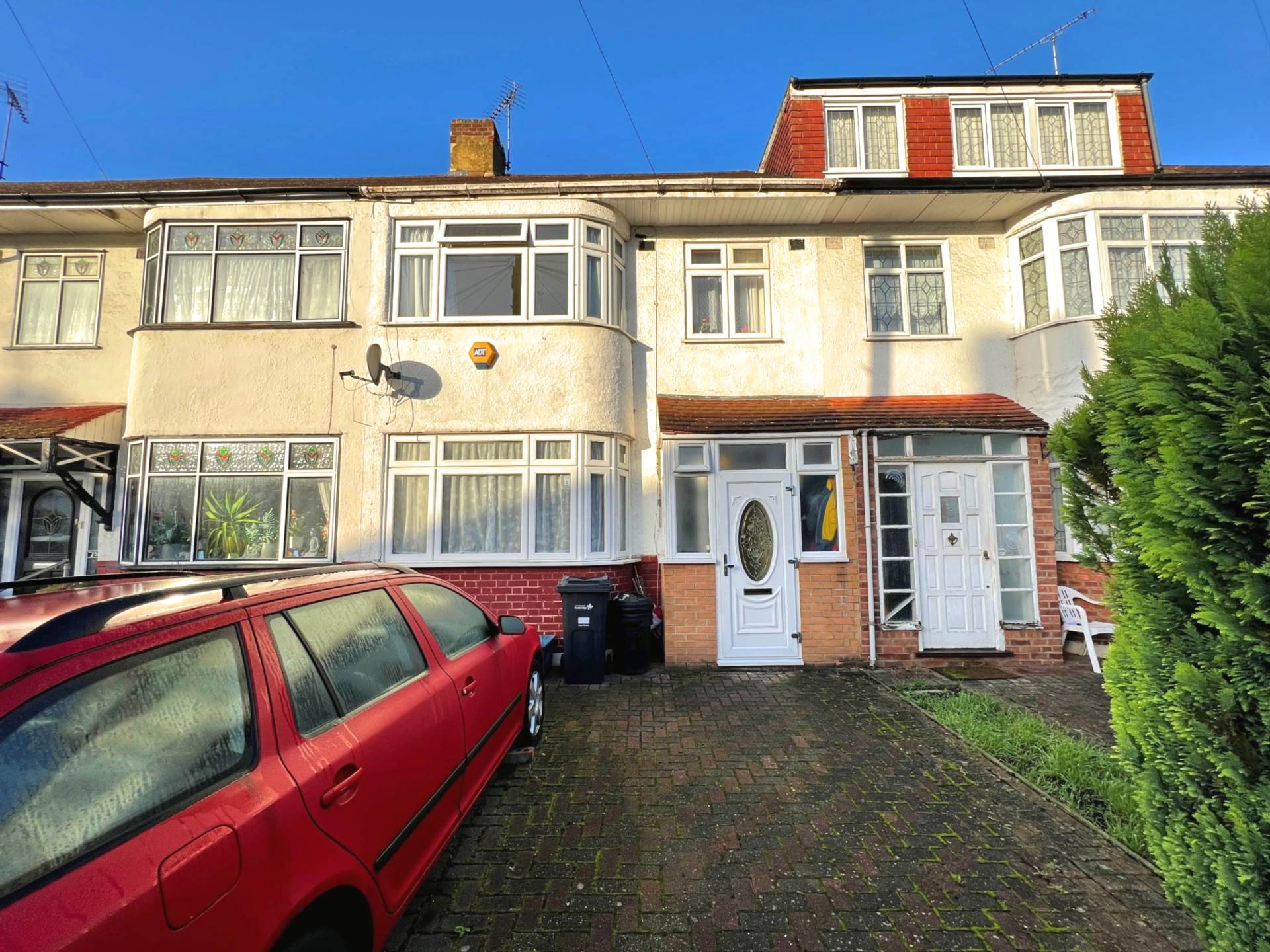 Ascot Close, Ilford, IG6, Image 1