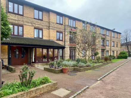 1 Bedroom Flat, Cambridge Road, London, E11 2PS