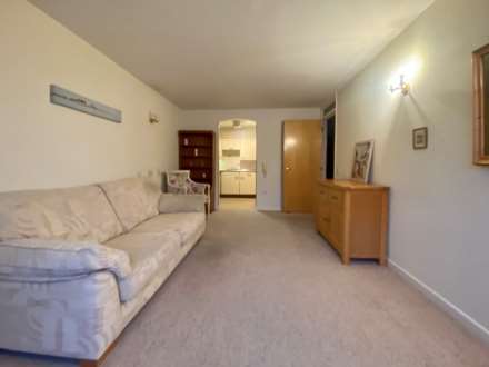 Cambridge Road, London, E11 2PS, Image 3