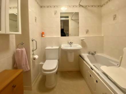 Cambridge Road, London, E11 2PS, Image 6