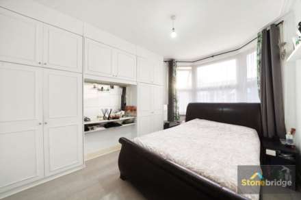 Hatherley Gardens, East Ham, E6 3HG, Image 12