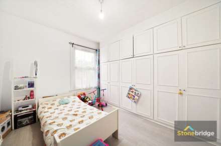 Hatherley Gardens, East Ham, E6 3HG, Image 13